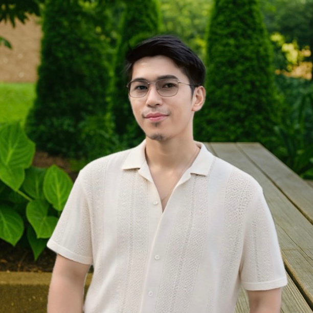 Ivan Abaya's headshot for RegenMD